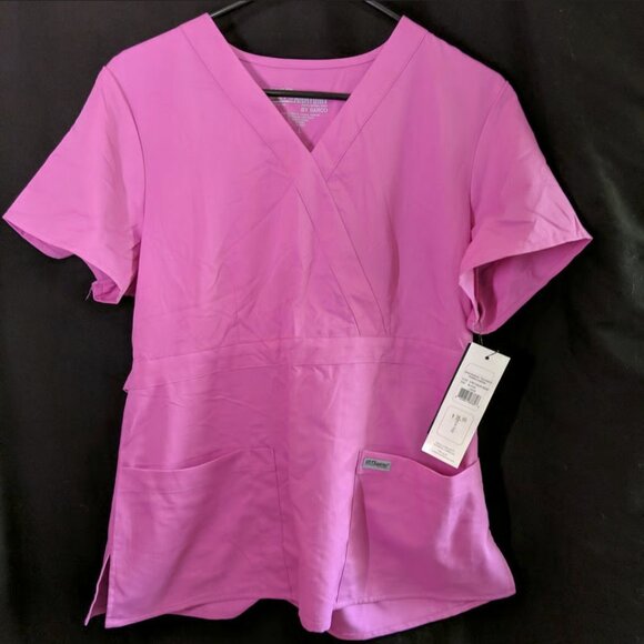 Grey's anatomy/premiere scrub set (3 tops 1 bottom) NWT - Picture 8 of 11